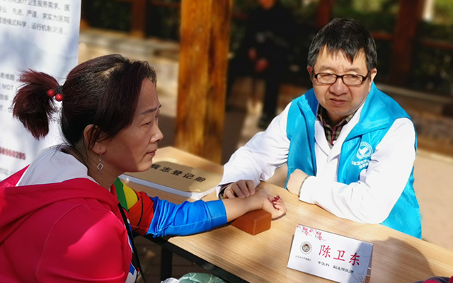 【学雷锋日】江南在线登录入口-江南（中国）
举办“爱满京城，牵手智慧家医”志愿服务活动(图3)